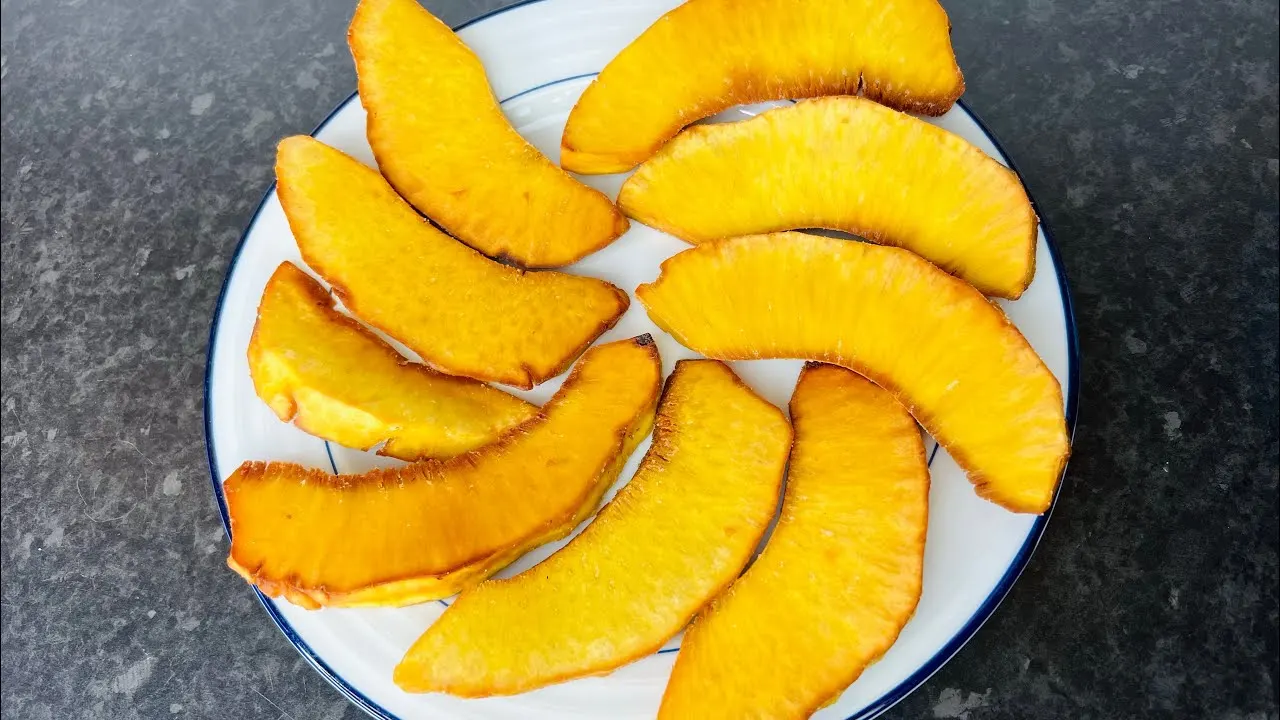 Fried breadfruit