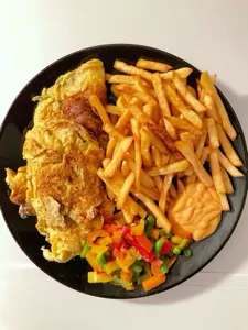 chips and egg