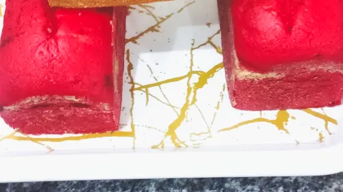 Red velvet cake loaf