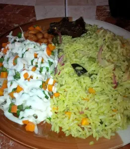 fried rice served with beef/salad