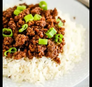 White Rice With Stew and one Beef