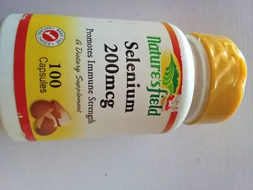 Natures field Selenium 200mcg capsules